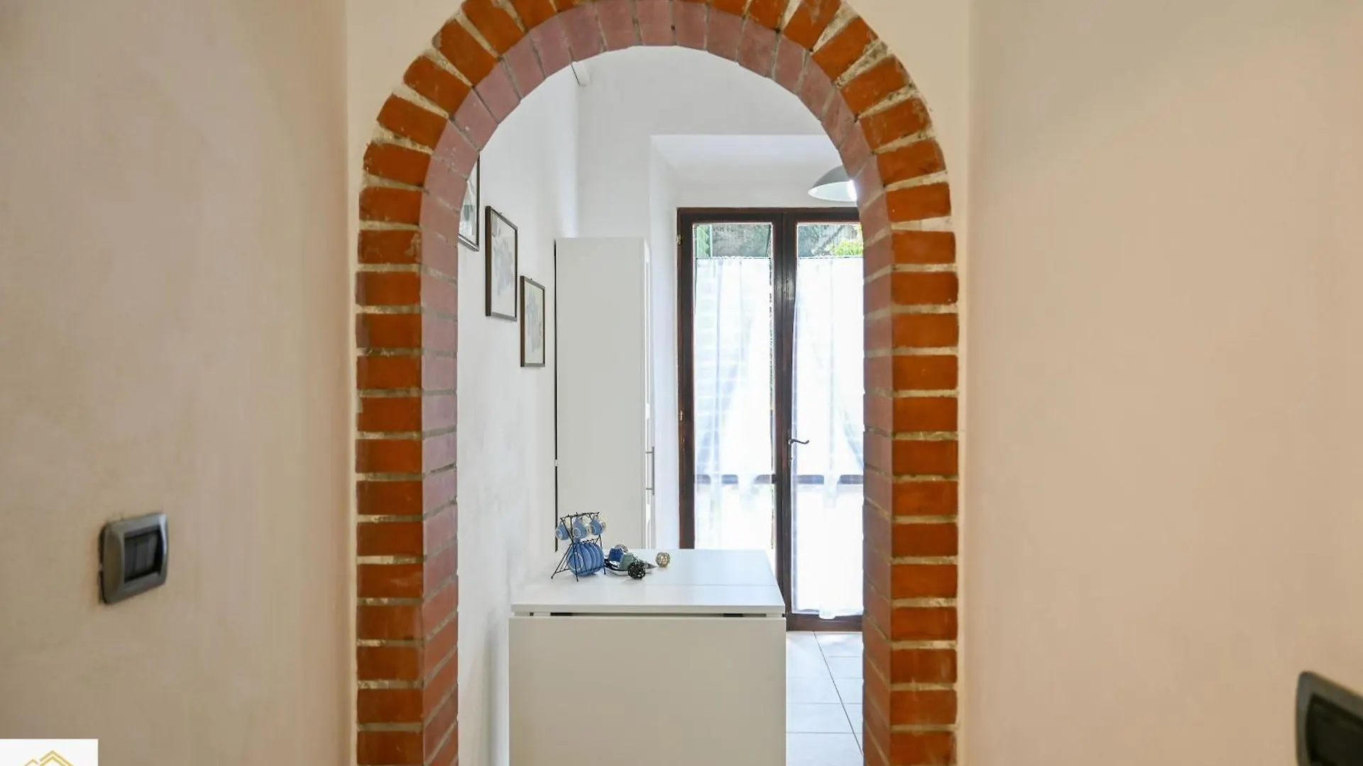 Inn Pisa Rentals - Eden Garden Central Flat 0*,  Italy