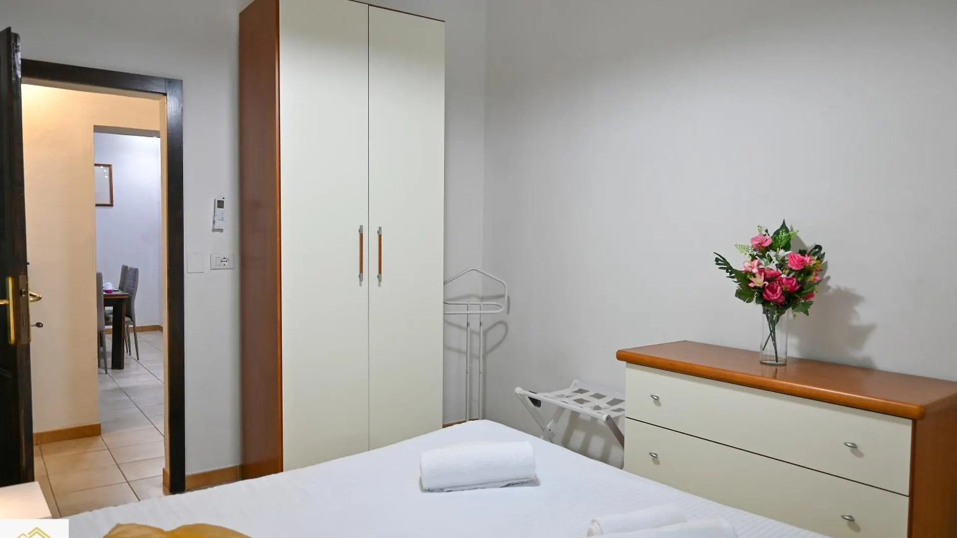 Inn Pisa Rentals - Eden Garden Central Flat Apartment