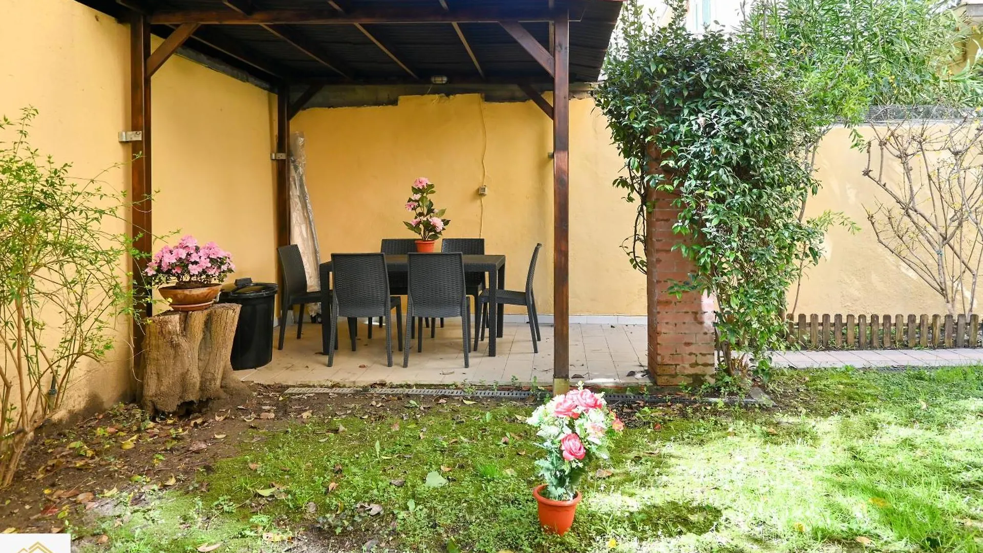 Inn Pisa Rentals - Eden Garden Central Flat