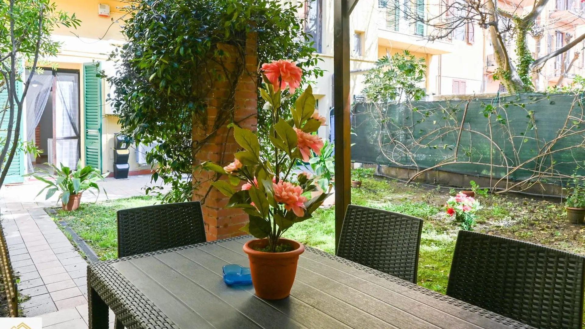 Apartment Inn Pisa Rentals - Eden Garden Central Flat
