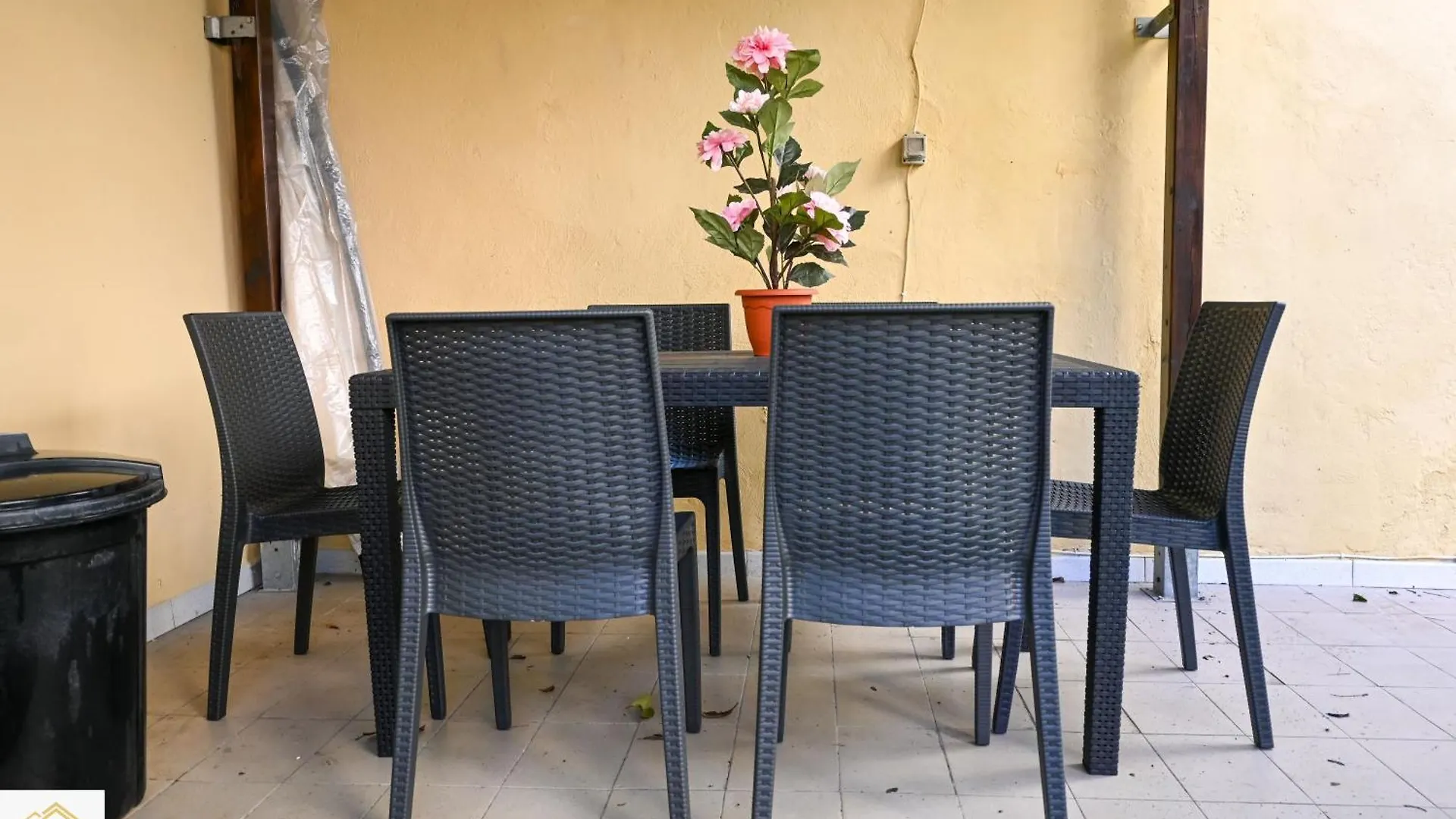Inn Pisa Rentals - Eden Garden Central Flat Apartment
