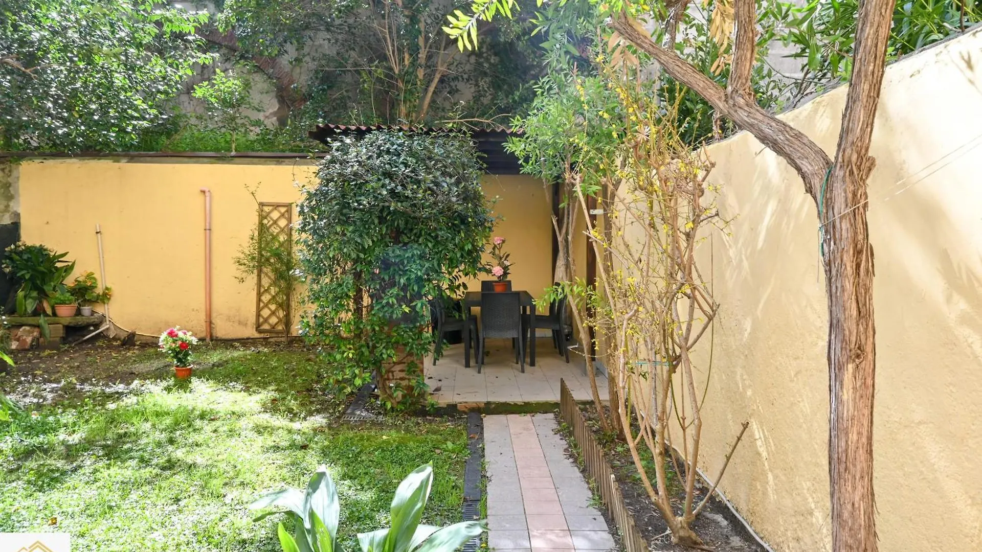 Apartment Inn Pisa Rentals - Eden Garden Central Flat