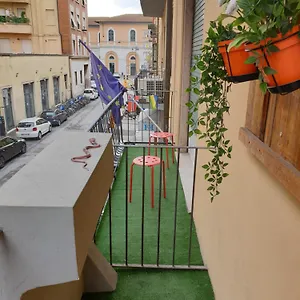 Hostel Train Station, Pisa