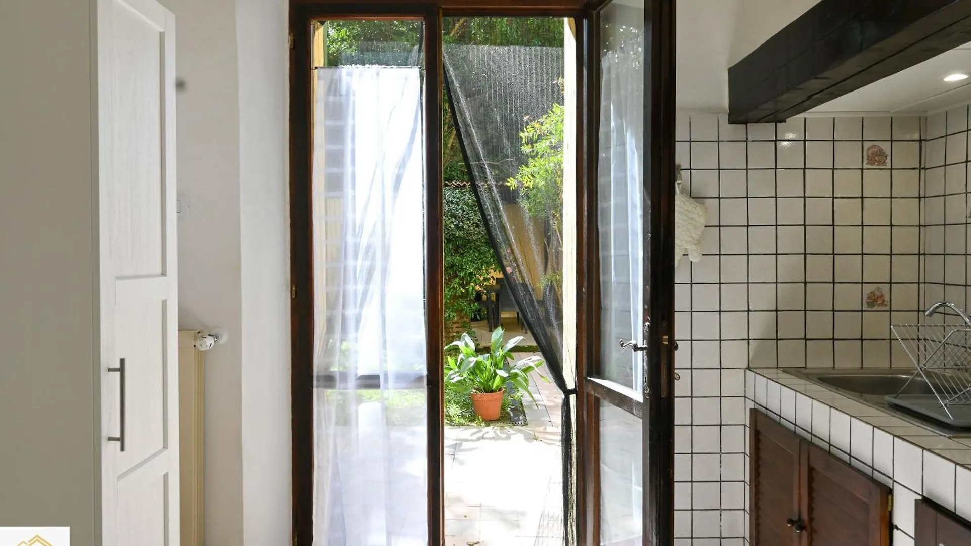 Inn Pisa Rentals - Eden Garden Central Flat Apartment
